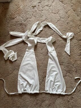 Beginning Boutique Niomi Crop Top White